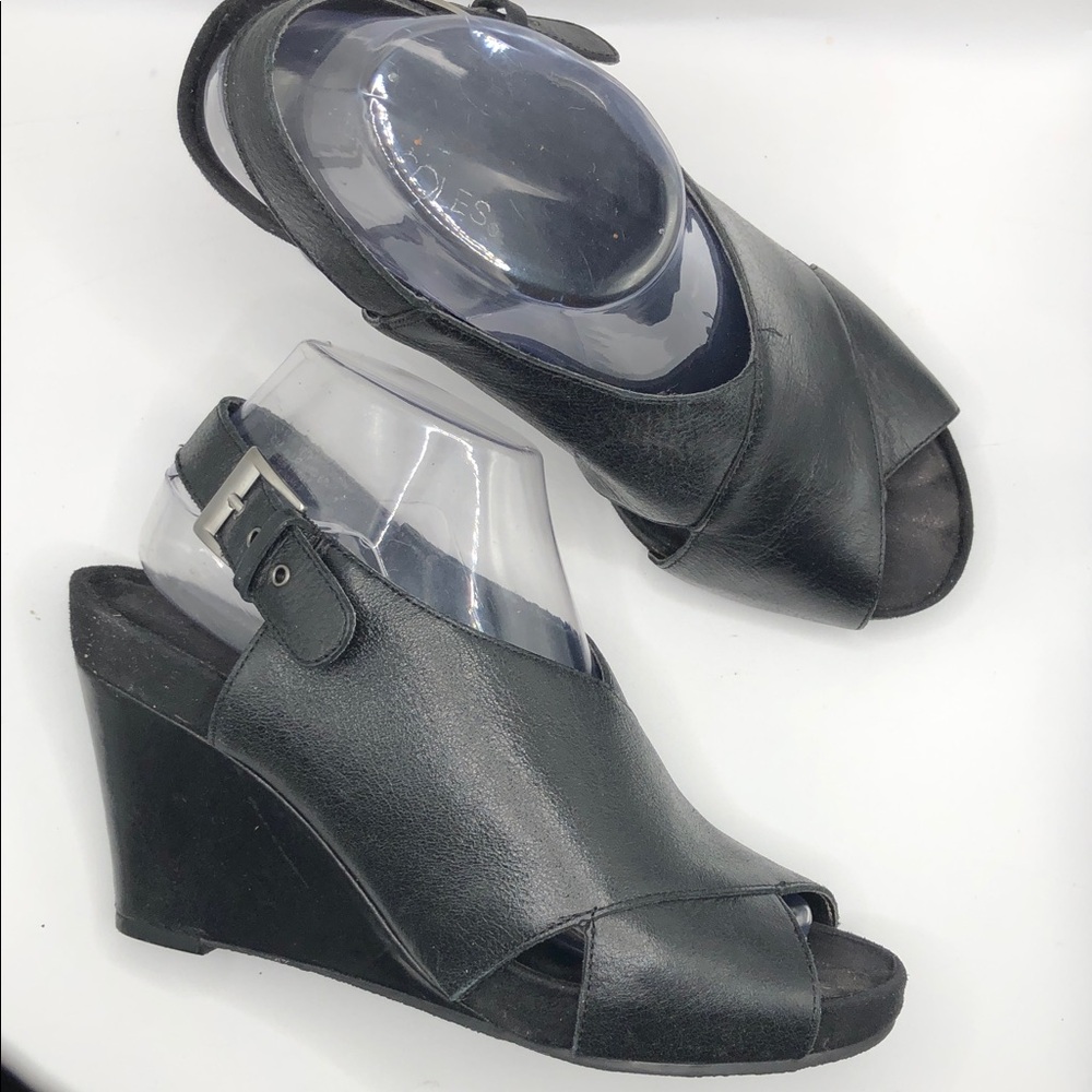 Aerosoles Womens Black Wedge Peep Toes Heels size 9